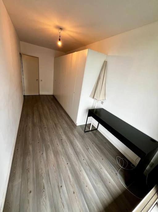 Big Apartment With Parking In แอนต์เวิร์ป ภายนอก รูปภาพ