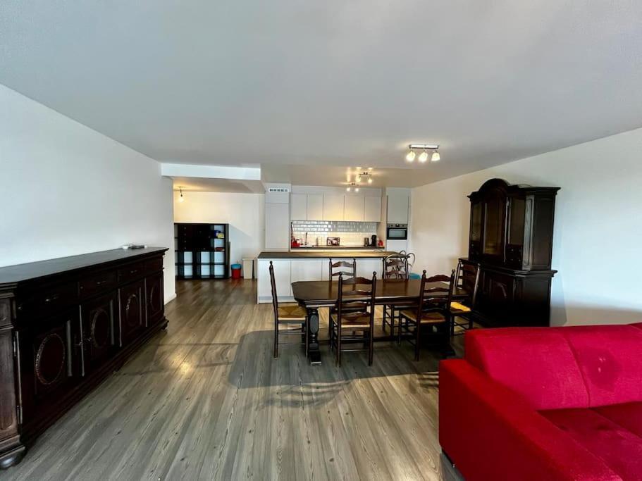 Big Apartment With Parking In แอนต์เวิร์ป ภายนอก รูปภาพ